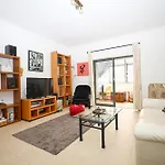 A64 - Barreira Holiday Flat In Lagos