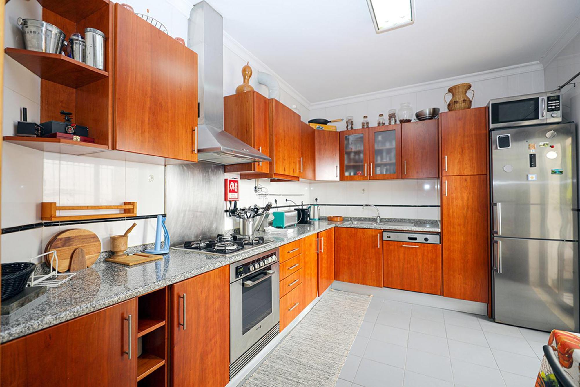 A64 - Barreira Flat In *
